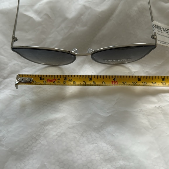 Nine West Women’s Nissa Sunglasses NWT - Picture 8 of 9